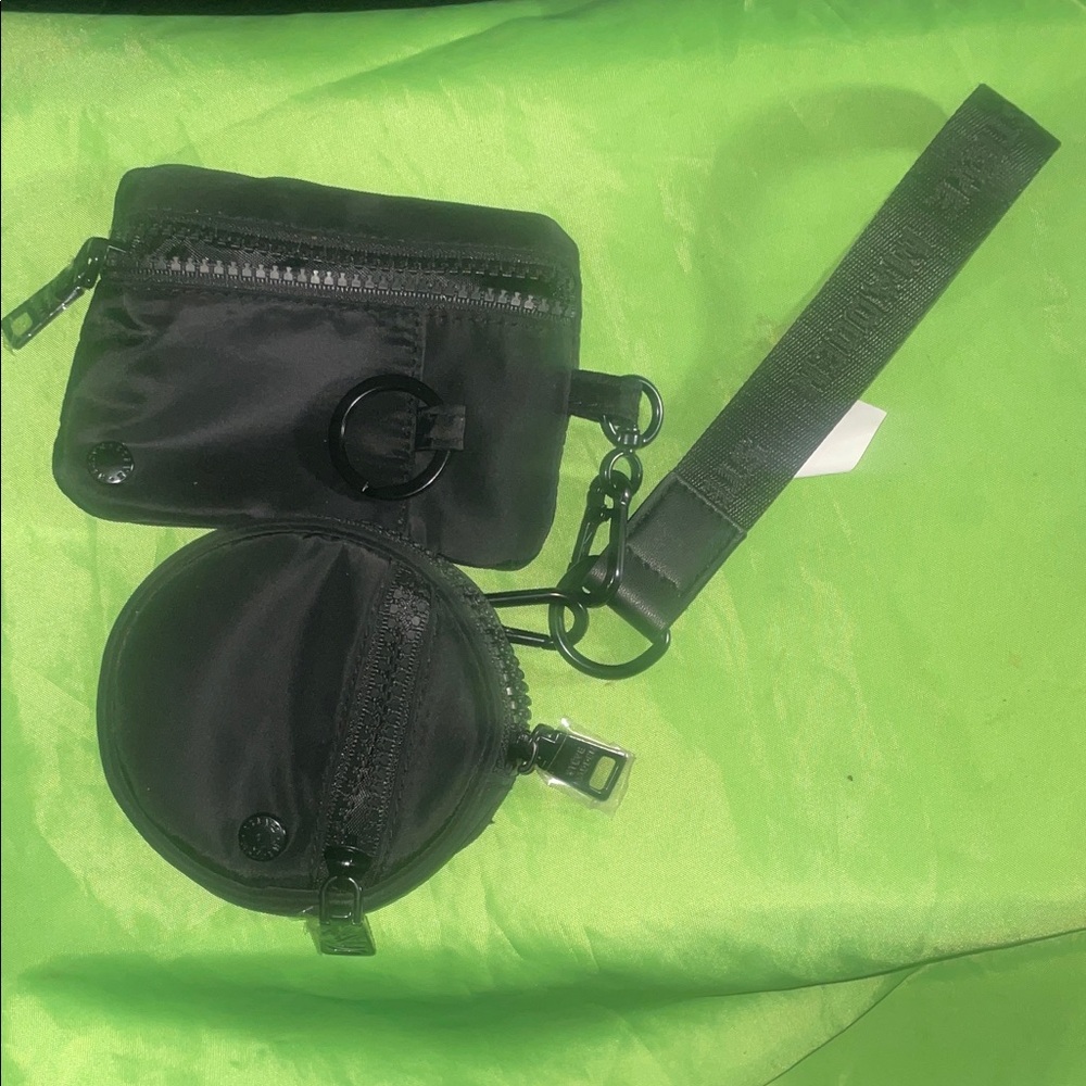 Steve Madden nylon dual pouch wristlet black one size brand new